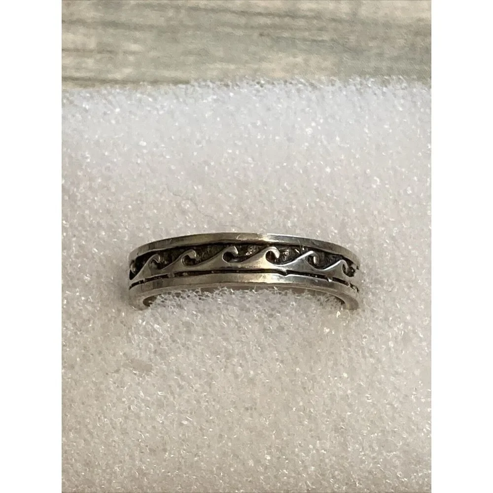 Ocean Waves Band Solid Sterling Silver Ring‎ Size 5